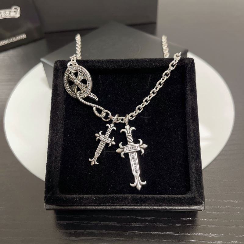 Ch**me He**ts necklaces